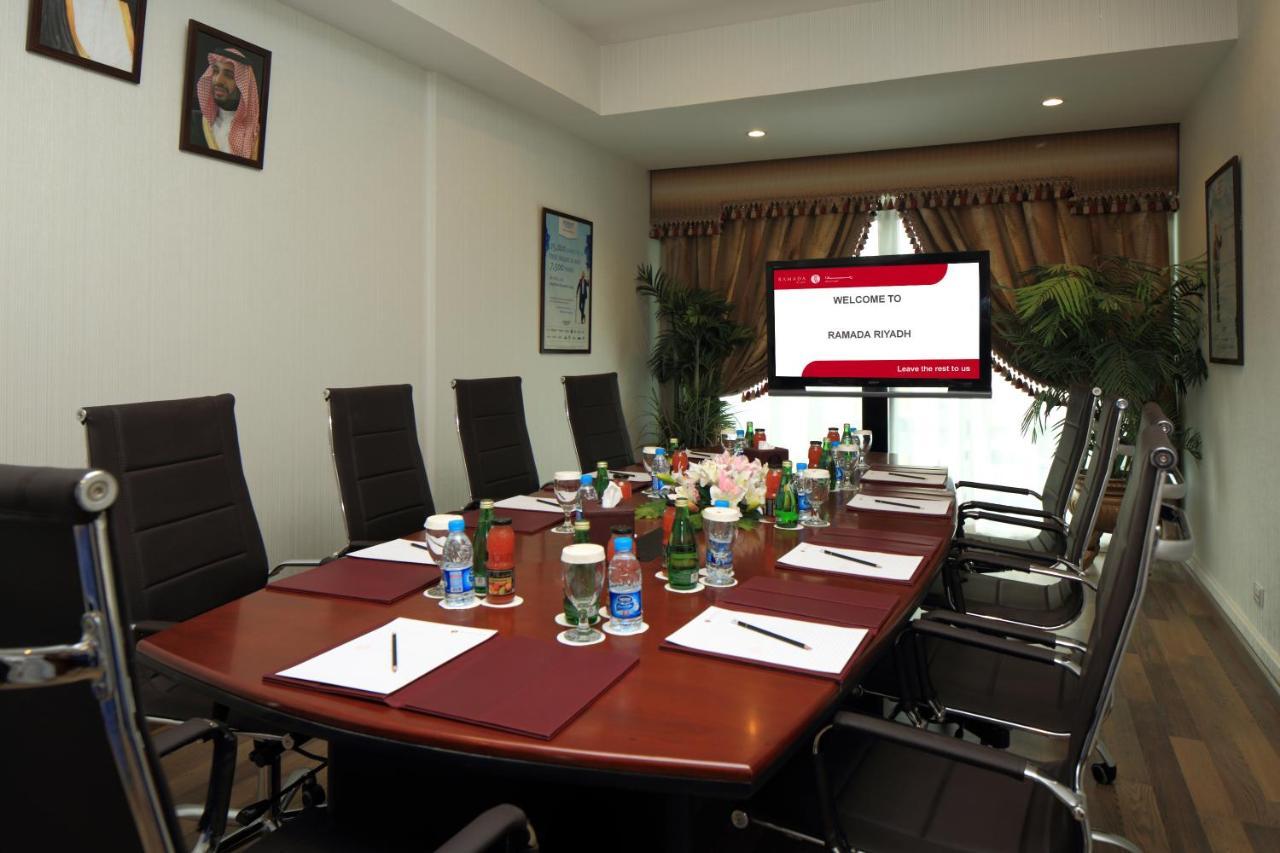 Ramada Riyadh Hotel 外观 照片