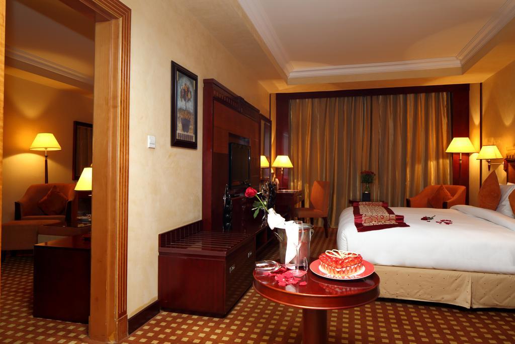 Ramada Riyadh Hotel 外观 照片
