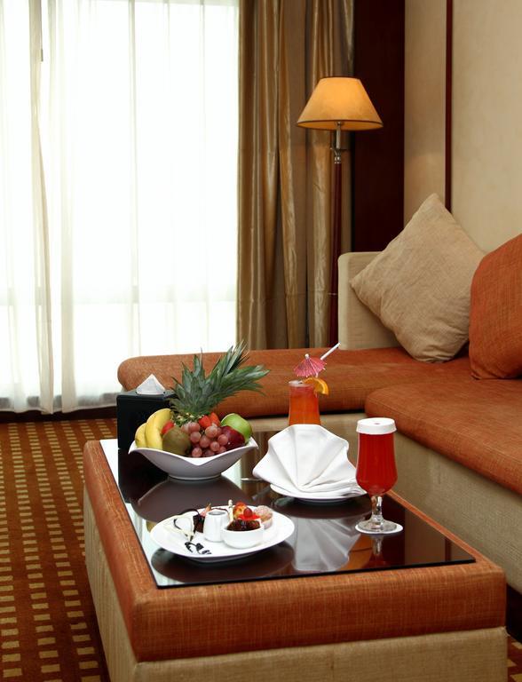 Ramada Riyadh Hotel 外观 照片