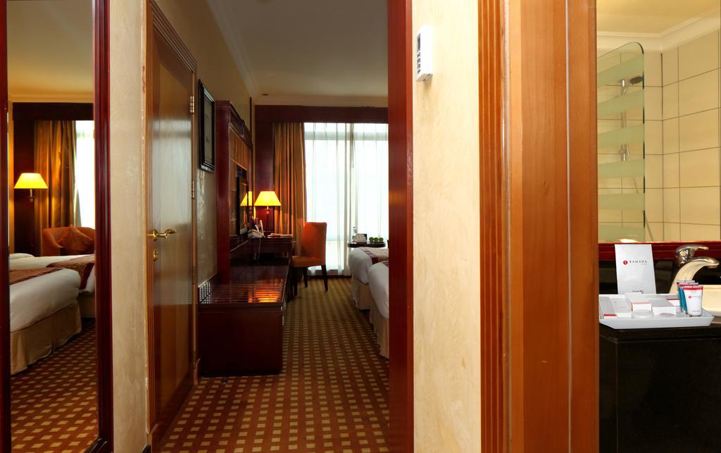 Ramada Riyadh Hotel 外观 照片