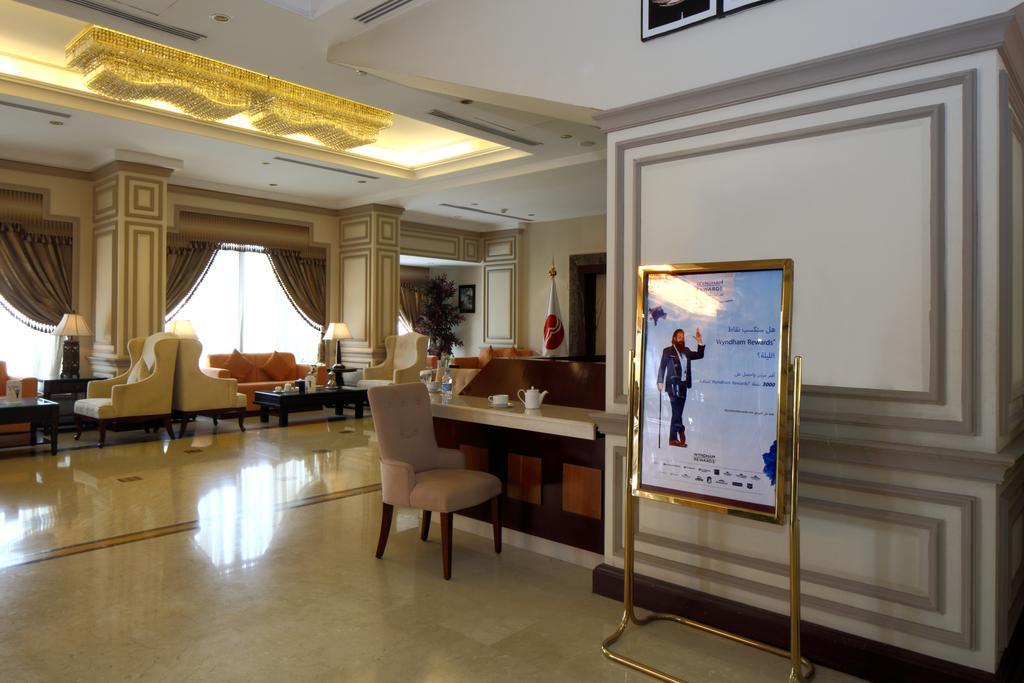 Ramada Riyadh Hotel 外观 照片