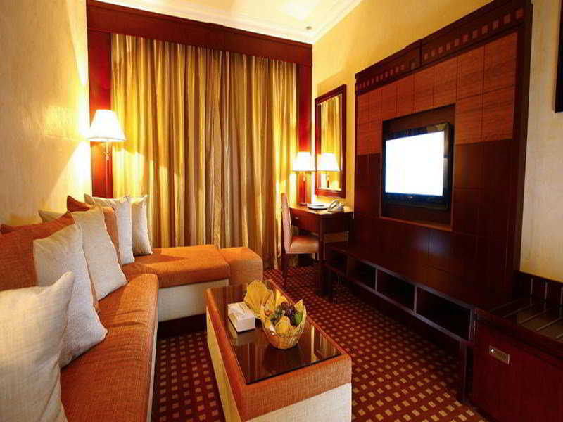 Ramada Riyadh Hotel 外观 照片
