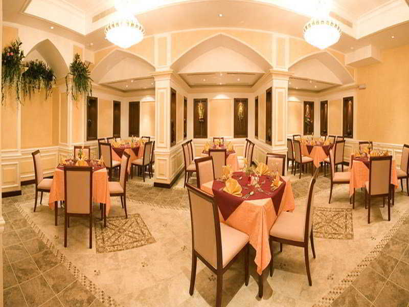 Ramada Riyadh Hotel 餐厅 照片